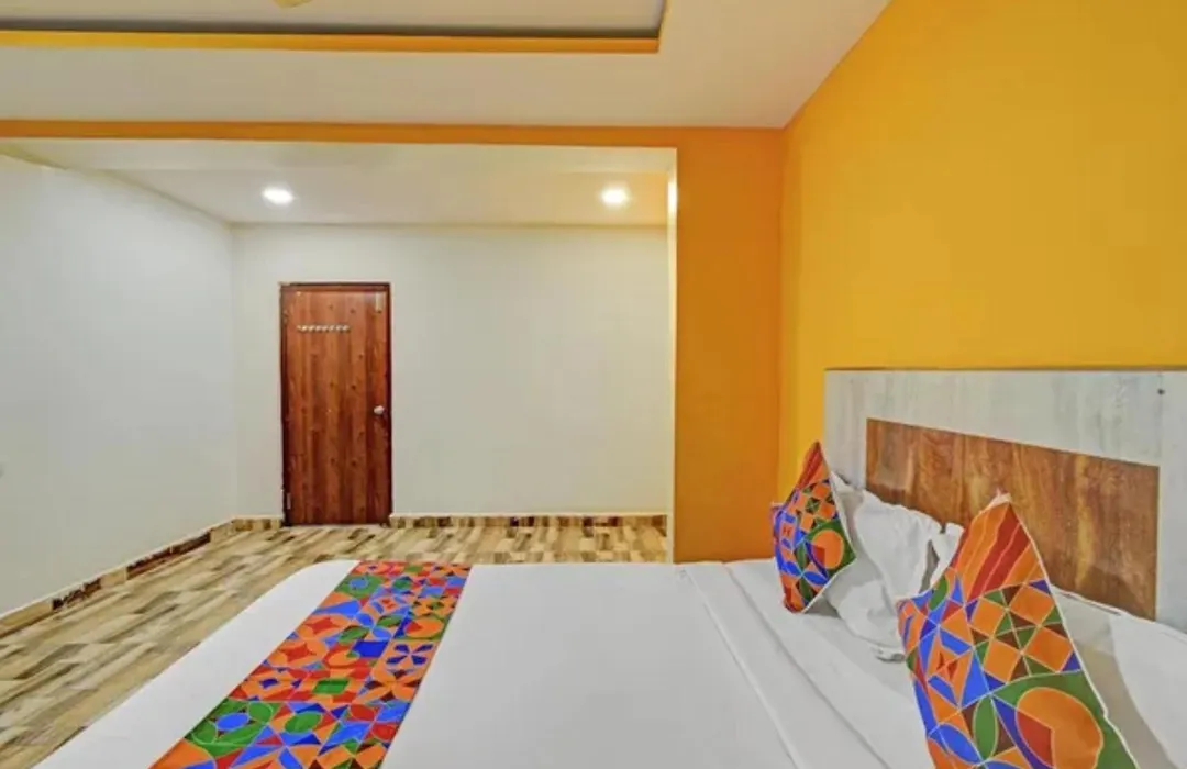 Fabhotel Sri Sai Regency- Nr Rtc X Roads Metro Station-1