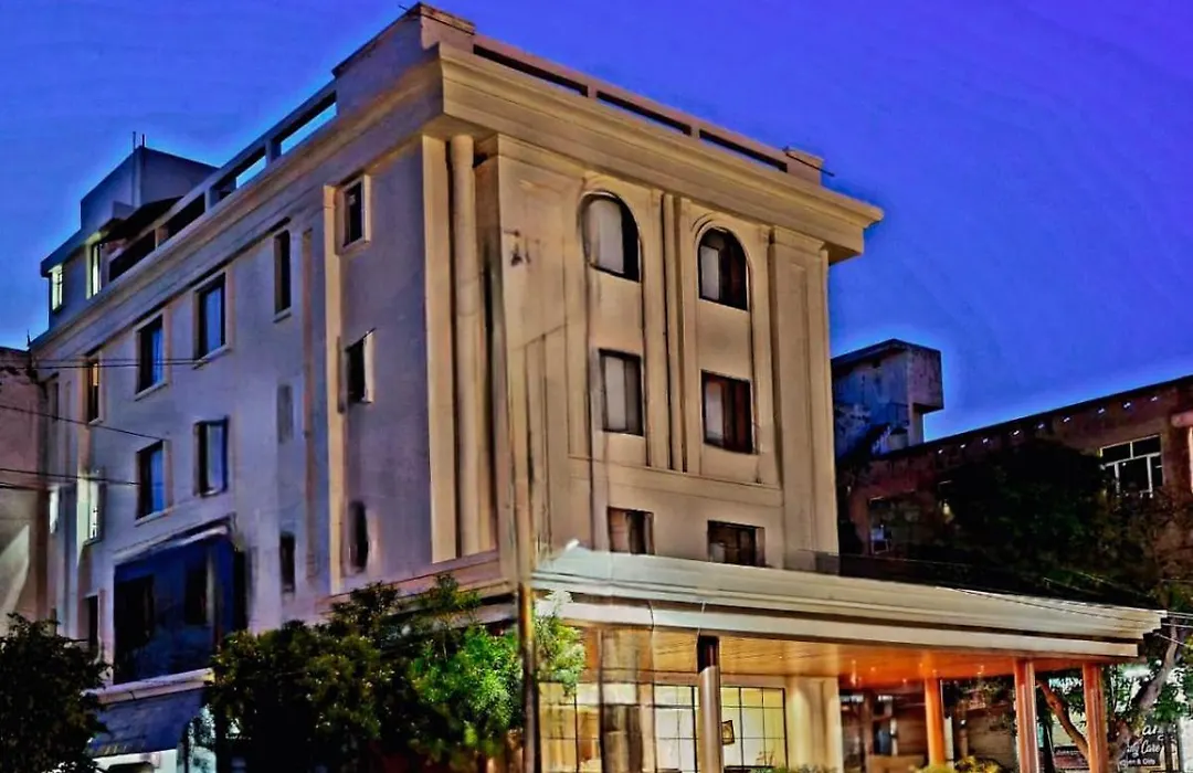 Hotel The Marque Mathura-1