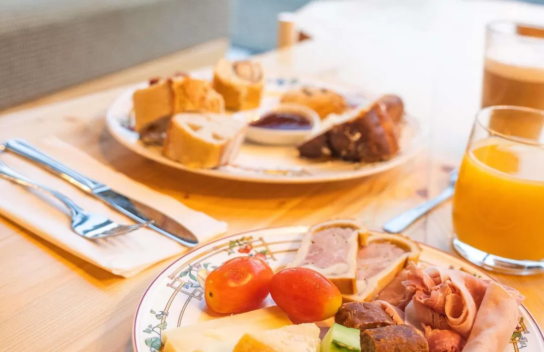 Greet Hotel Cernay Mulhouse-1