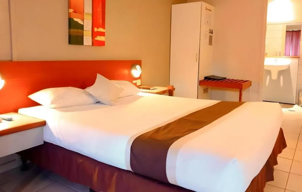 Peninsula International Hotel-1