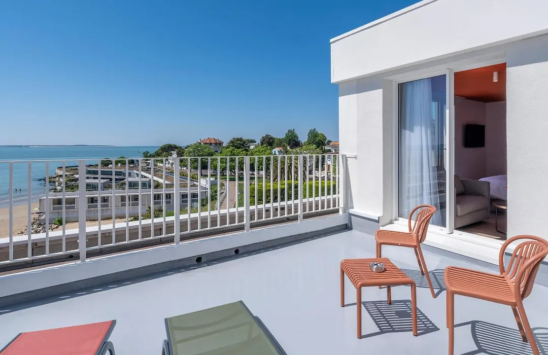 Kyriad - Royan Plage-1