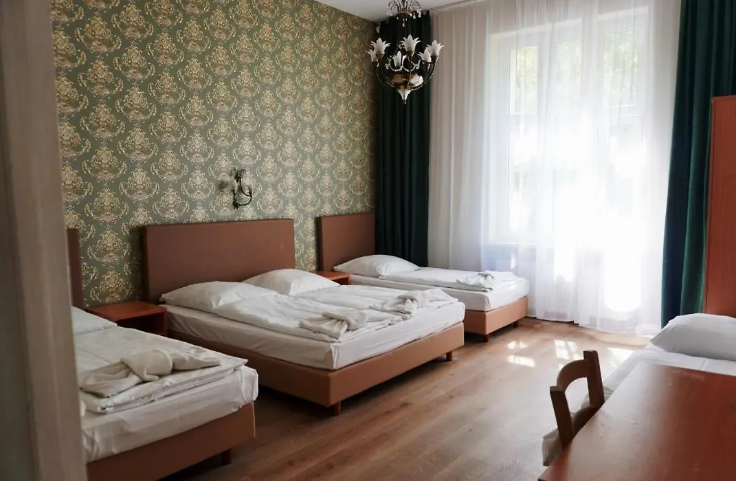 Hotel BELLEVUE am Kurfürstendamm-1