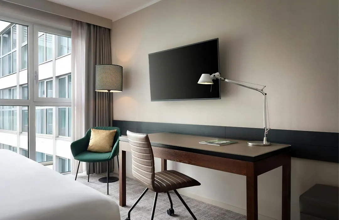 Four Points Sheraton Bolzano Bozen-1