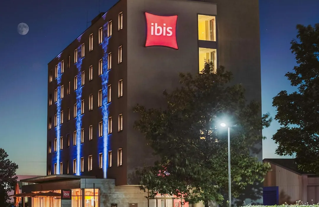 Ibis Hotel Friedrichshafen Airport Messe-1