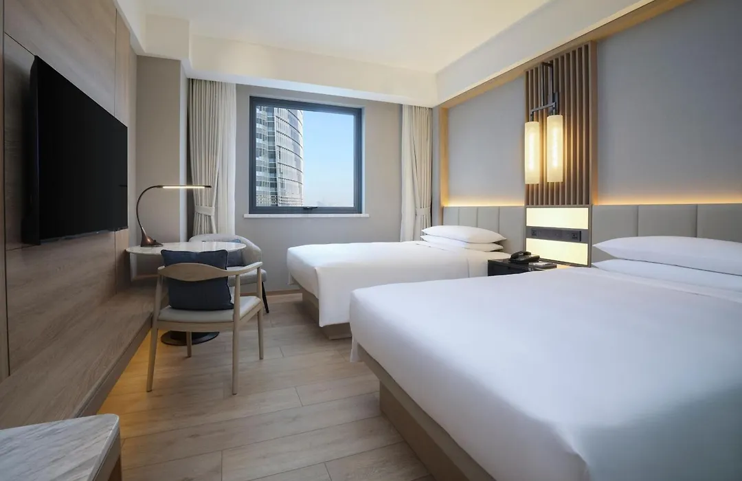 Courtyard By Marriott Shanghai Xujiahui-1