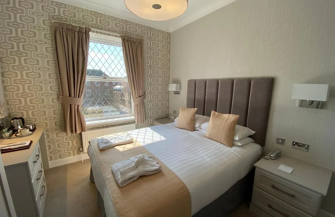 Bedford Hotel-1