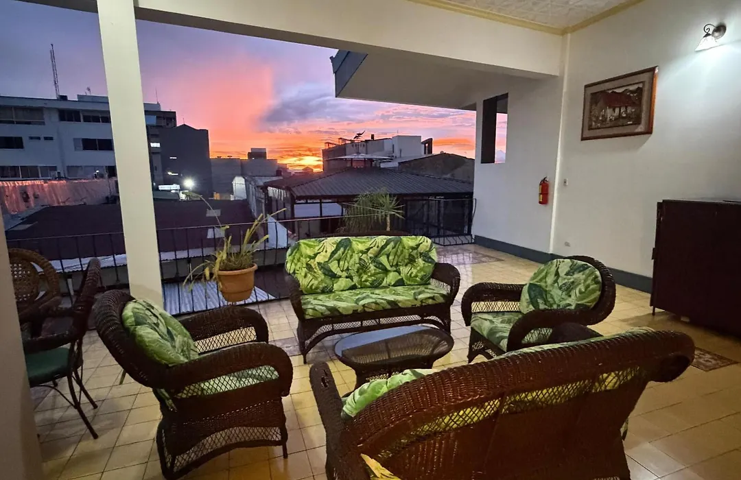Hotel Santo Tomás-1