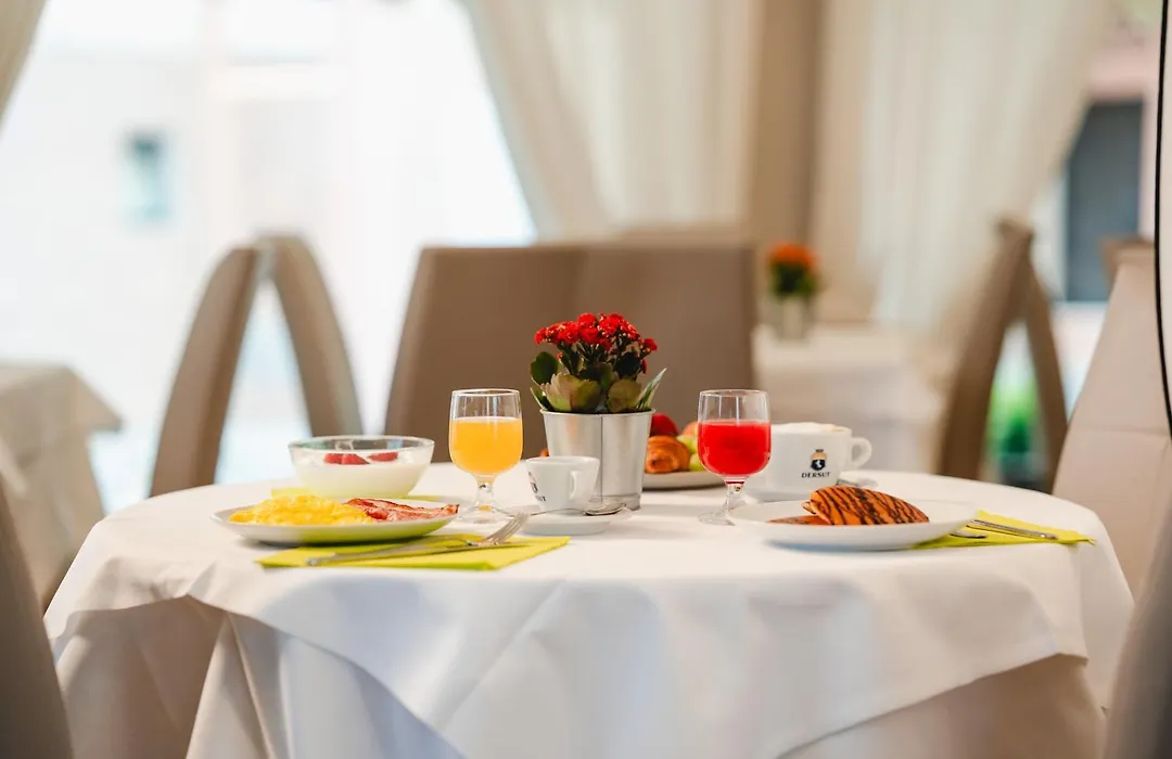 Hotel Anny-1