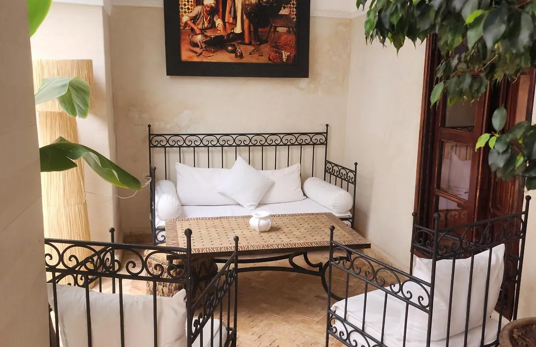 Riad Amira-1