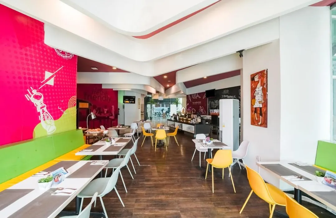Favehotel Pluit Junction-1