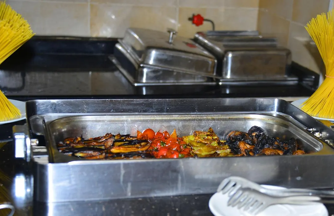 Muz Hotel-1