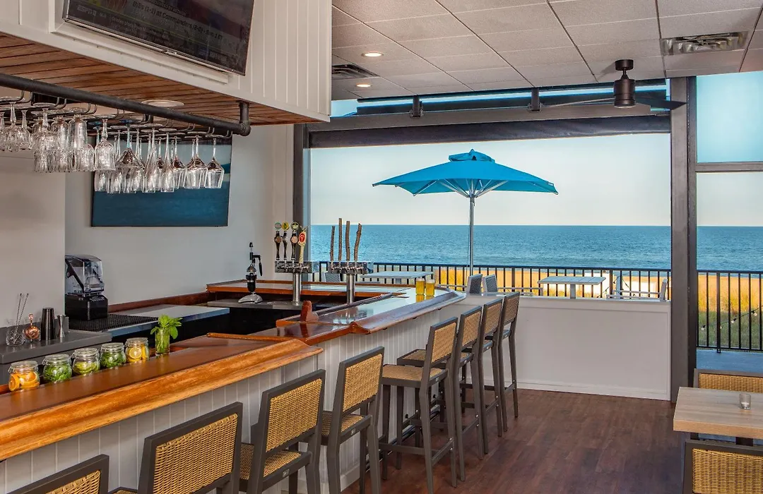 Ashore Oceanfront Hotel By Marriott-1