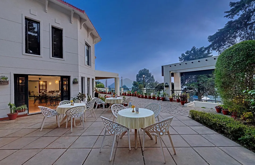 8Fold-Pinecrest By Larisa, Bhimtal-1