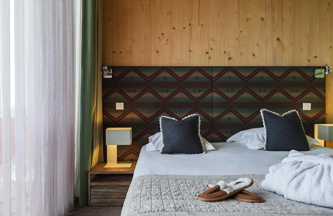 L'Aiguille Grive Chalets Hotel-1