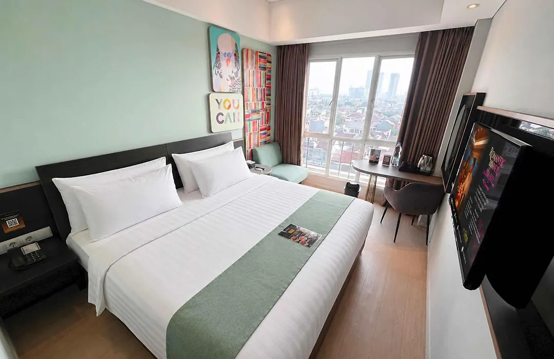 Brits Hotel Puri Indah-1
