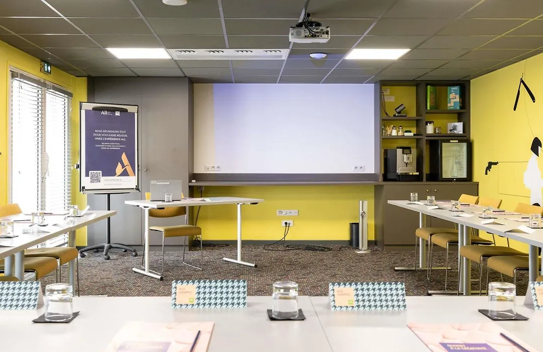 Ibis Styles Lyon Centre Confluence-1
