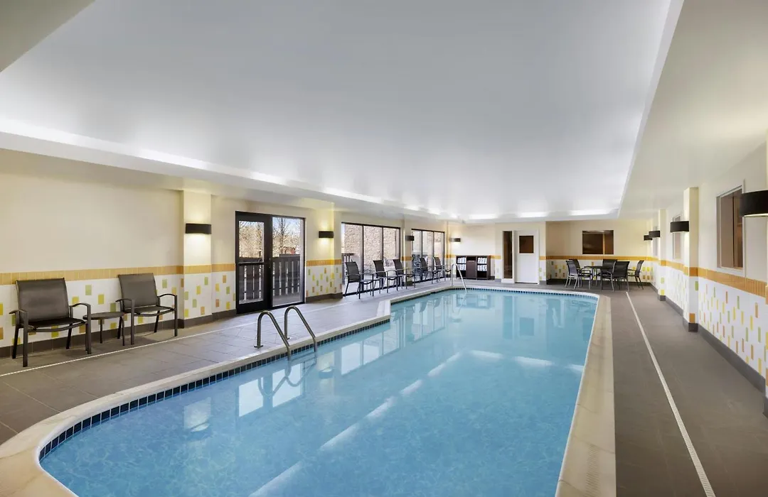 Fairfield Inn & Suites By Marriott Bowling Green-1
