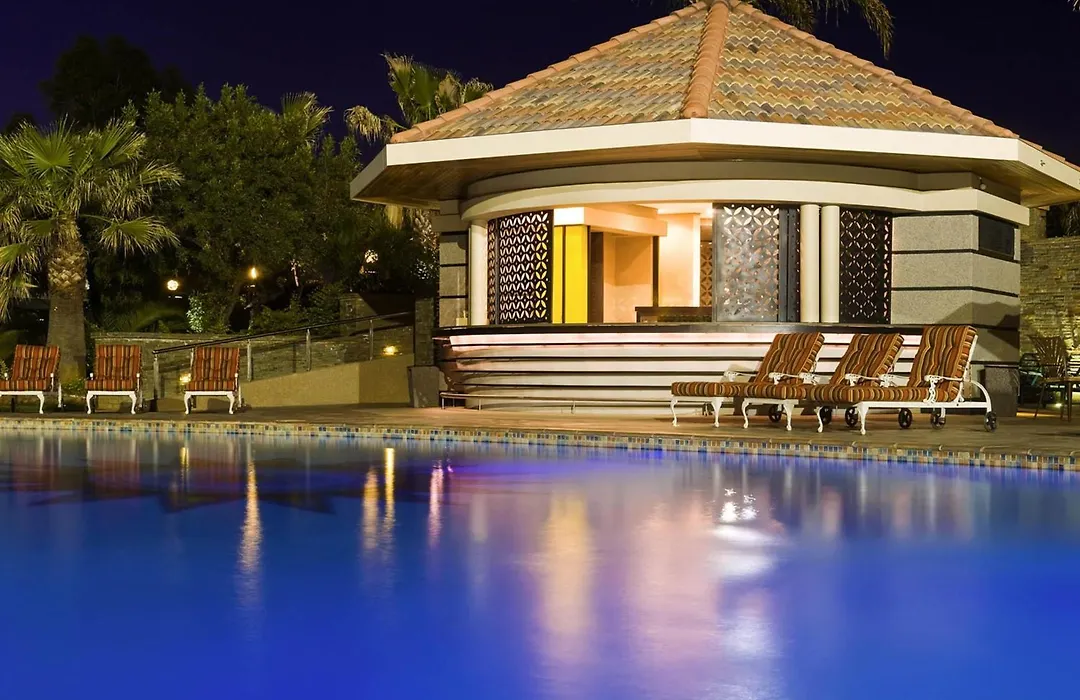 Moevenpick Hotel Windhoek-1