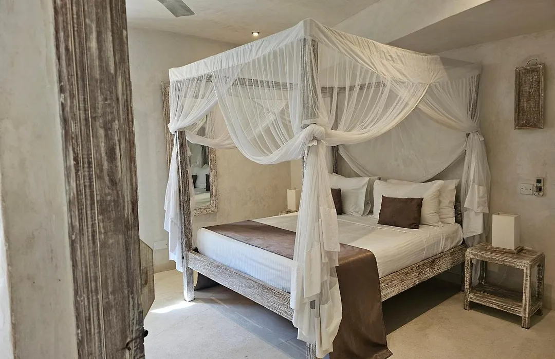 The Villa Luxury Suites Hotel-1