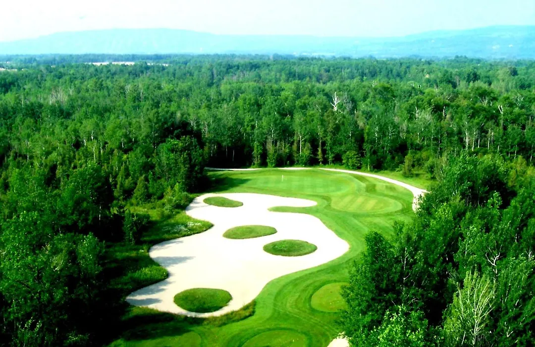 Living Stone Golf Resort-1