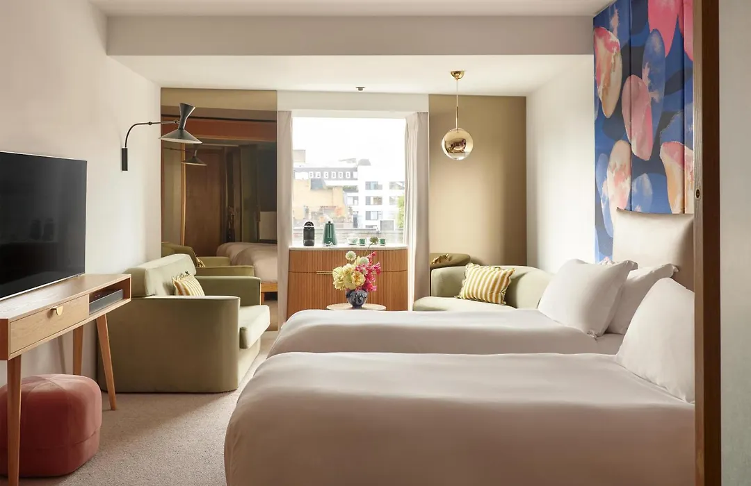 The Botree London, Curio Collection By Hilton-1