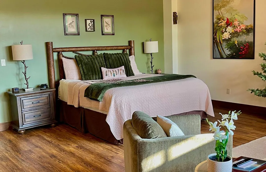 The Dogwood Inn-1