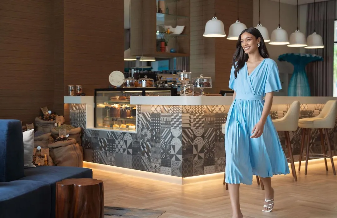 Mercure Dubai Deira-1