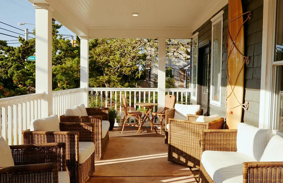 The Bentley Inn-1