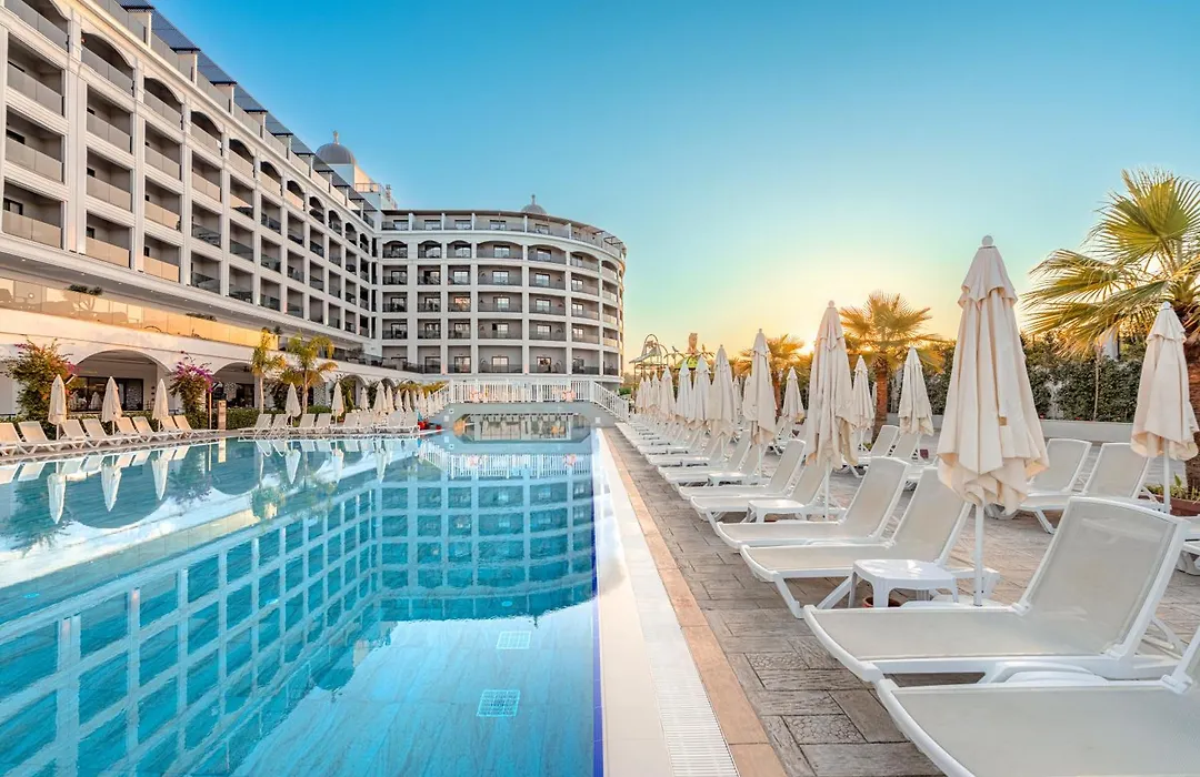 Side Moon Palace Hotel-1