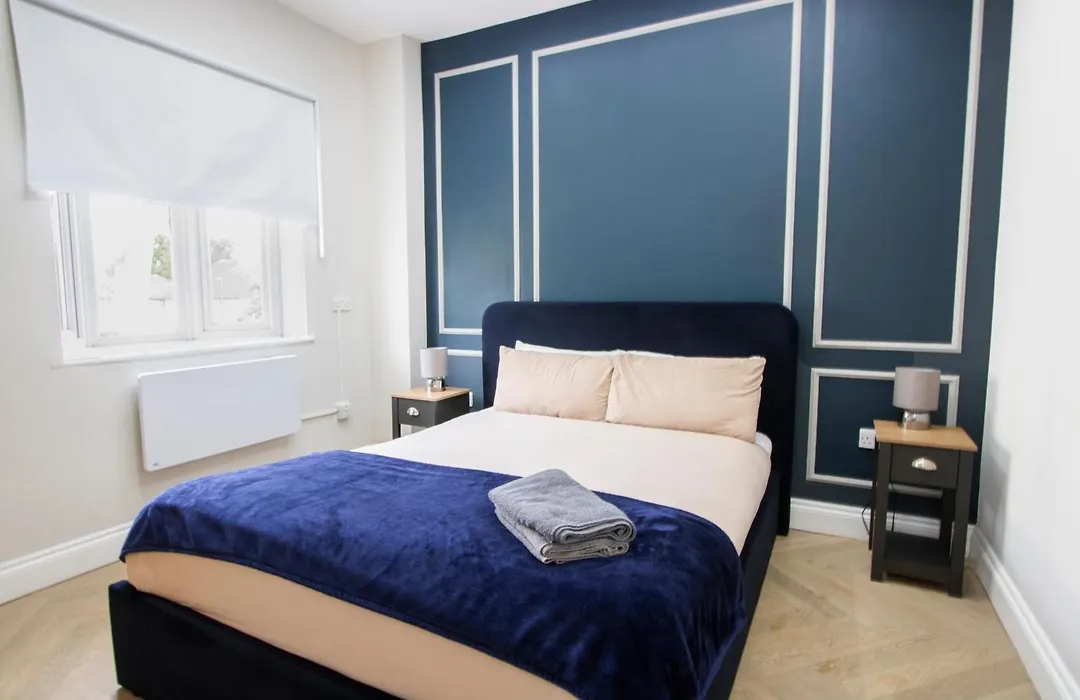 London Studios And Suites-1