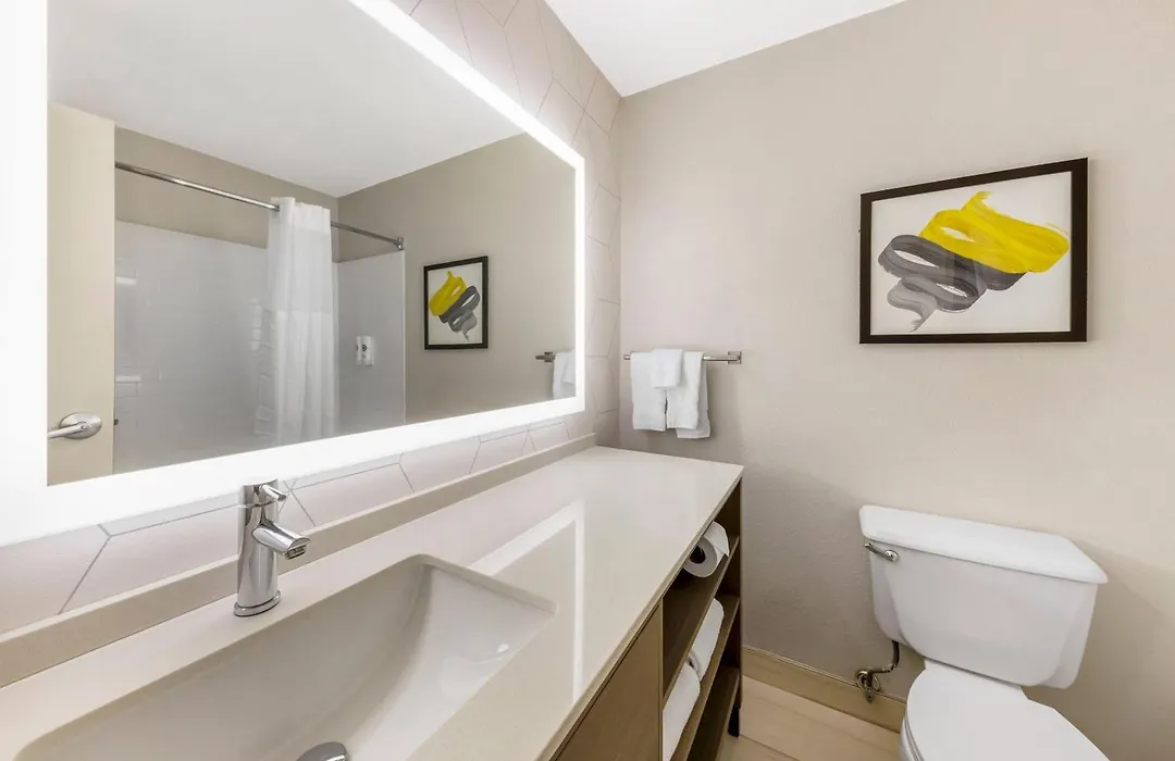 Comfort Inn & Suites Oklahoma City North - Quail Springs-1