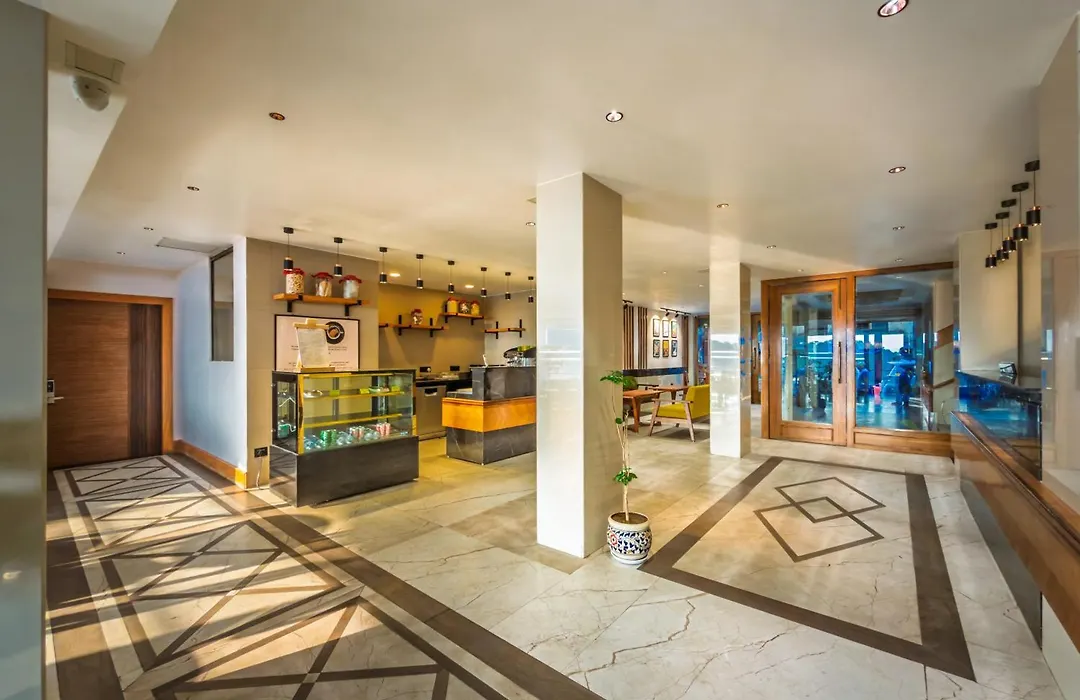 Tripli Hotels M & Resort-1