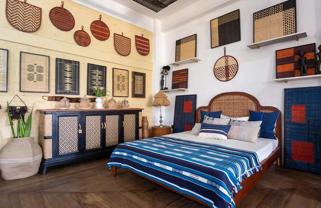 Heirloom Guesthouse-1