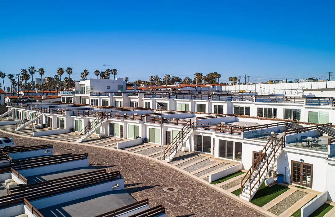 Dog-Friendly Beach Haven With Heated Pool, Hot Tub, Kitchenette, Patio, Ac-1