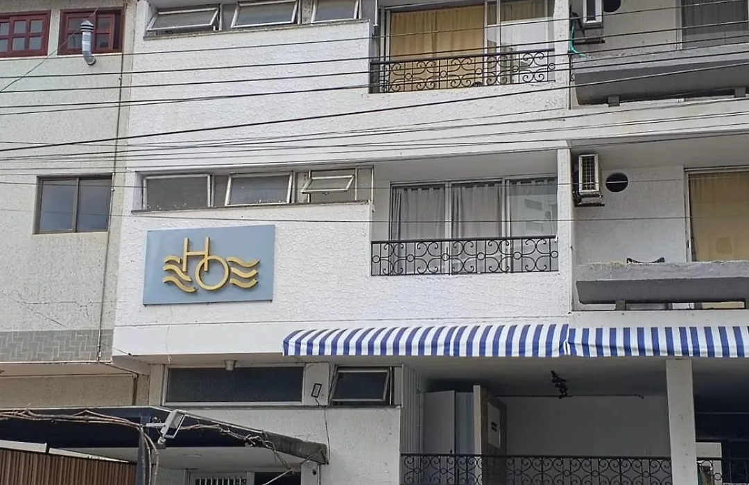 Hotel Del Oeste B&B-1