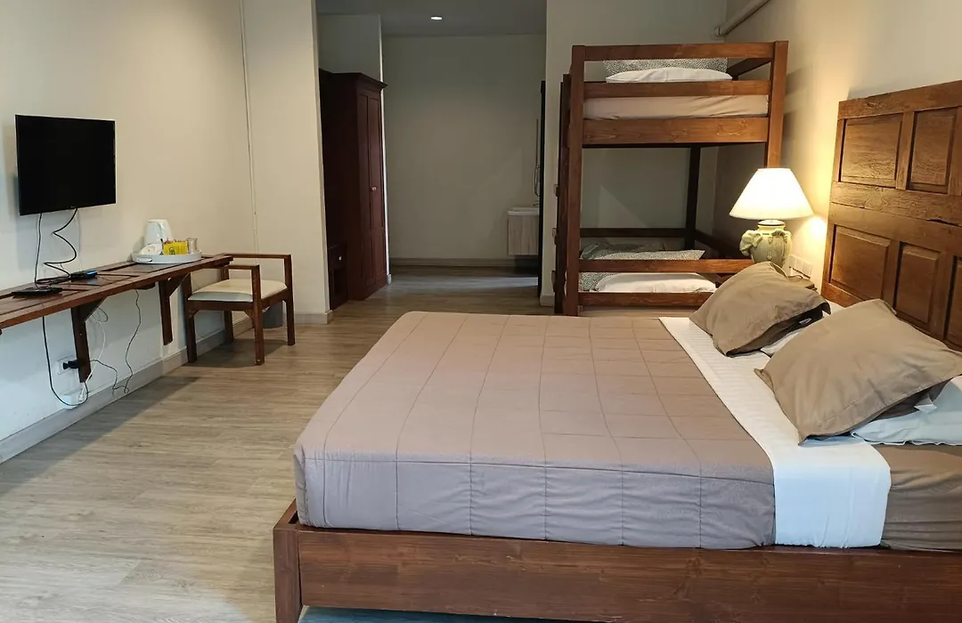 Mountain View Guesthousechiangmai-1