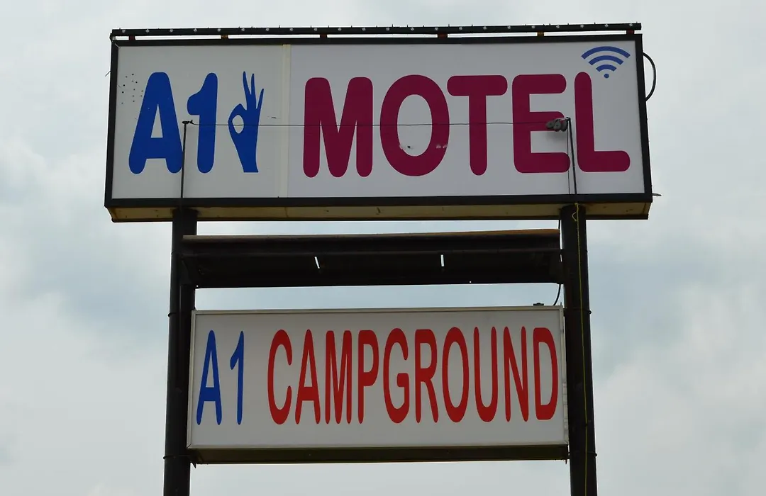 A1 Motel And Campground-1