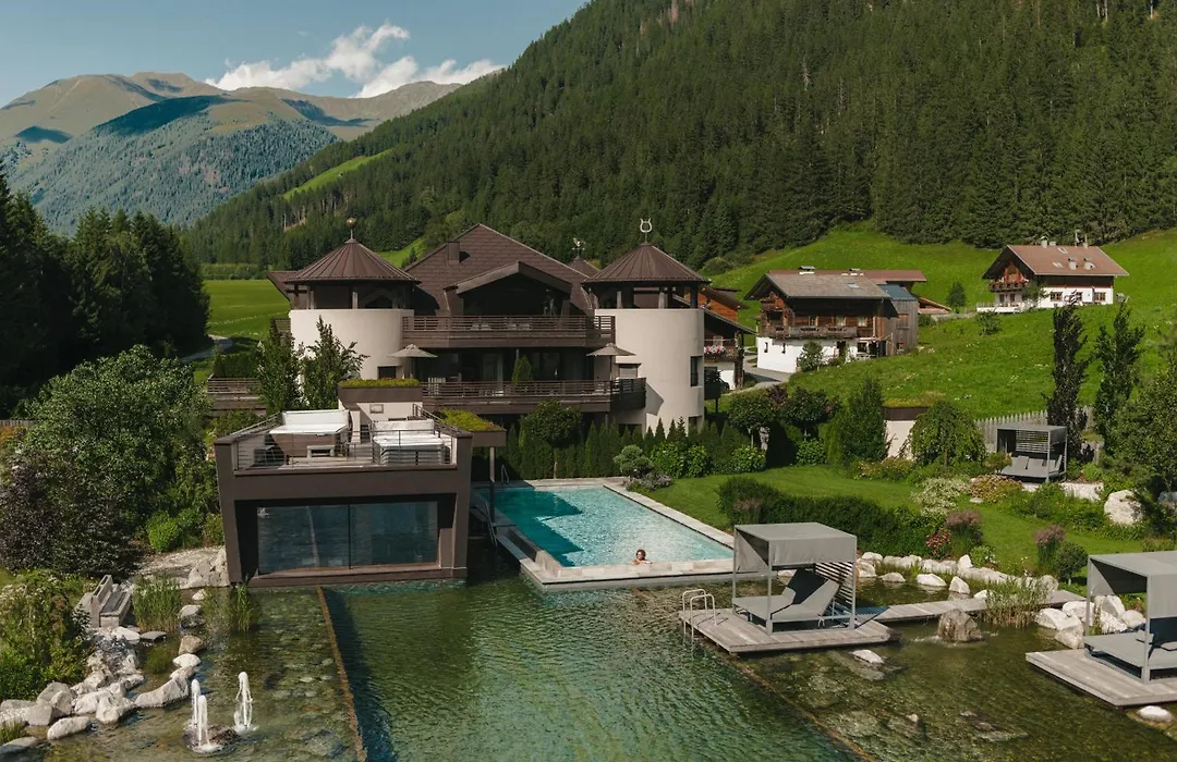 Fontis Luxury Spa Lodge-1