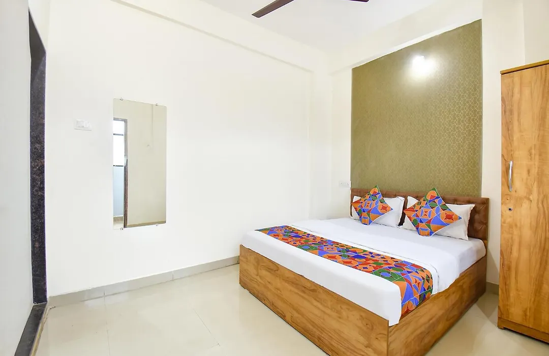 Fabhotel Tiru Rooms-1