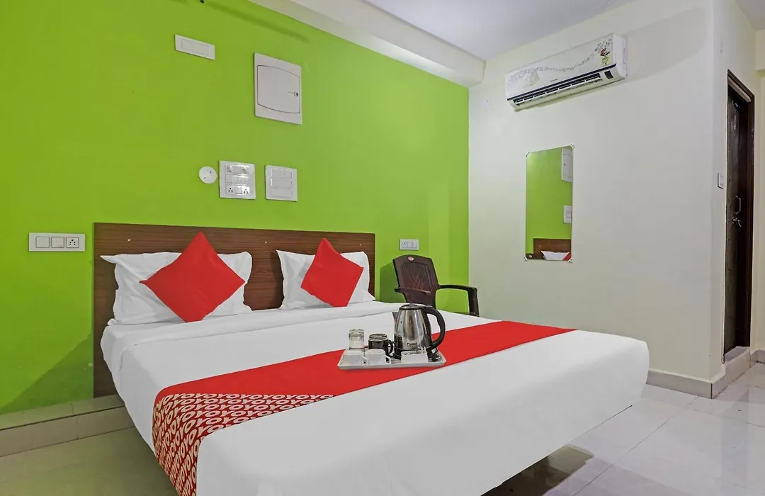 Super Hotel O Dk Reddy Square-1