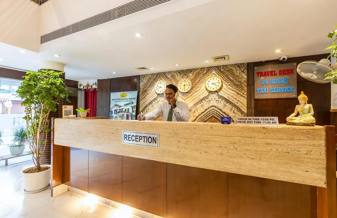 The Plaza Arch Premium - Indira Gandhi Int'L Airport-1