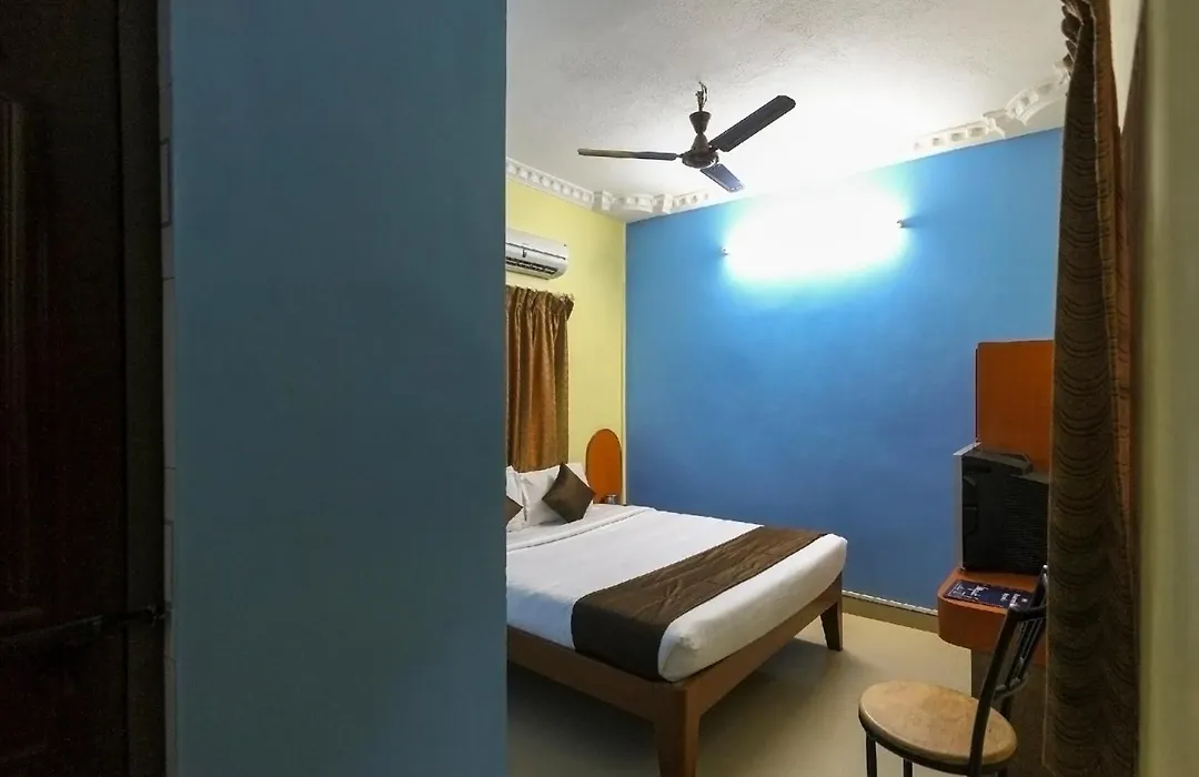 Oyo Flagship 8128 Hotel Valli Paradise-1