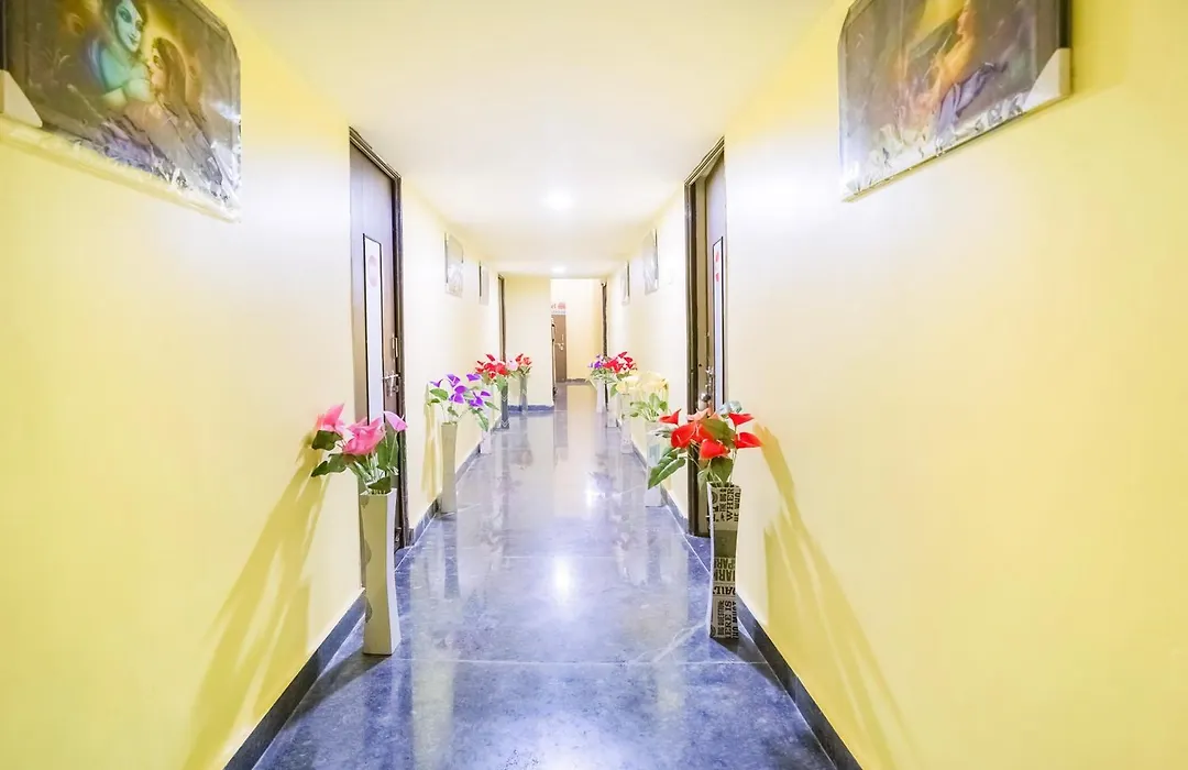 Hotel O Flagship Jai Shri Krishna-1