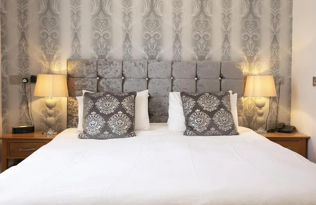 Best Western The Royal Chase Hotel-1