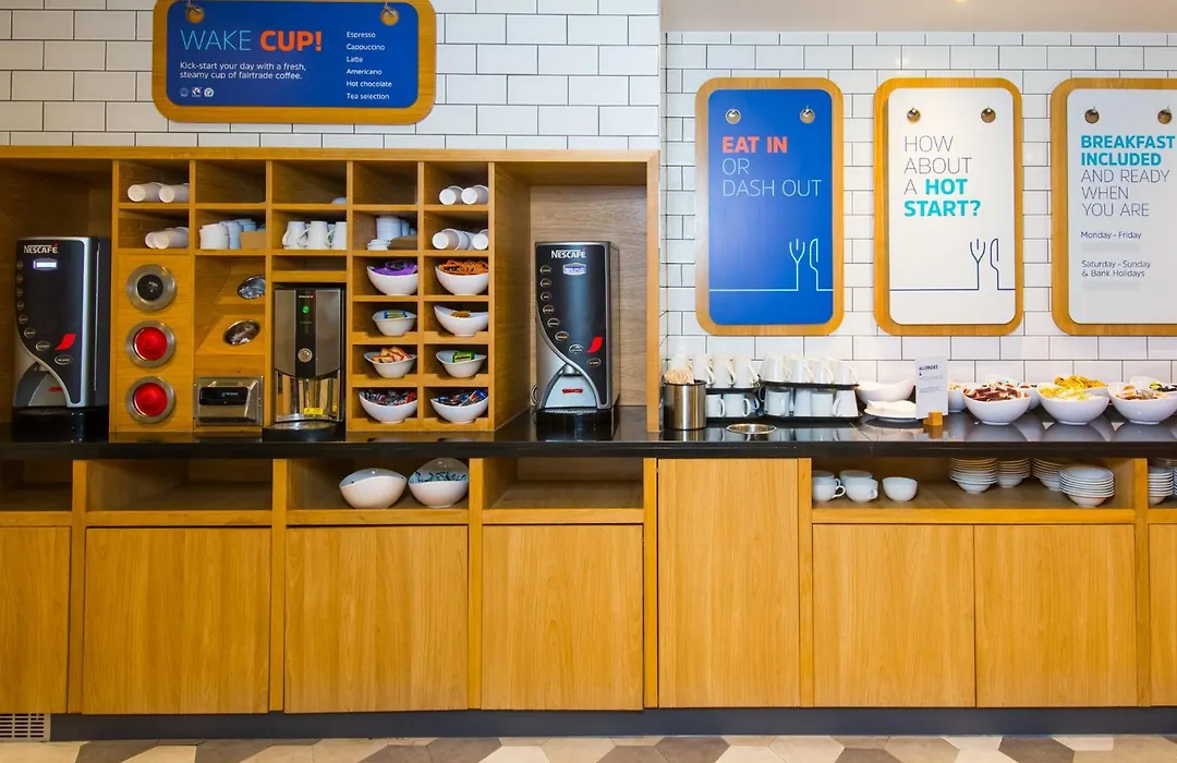 Holiday Inn Express London-Hammersmith By Ihg-1