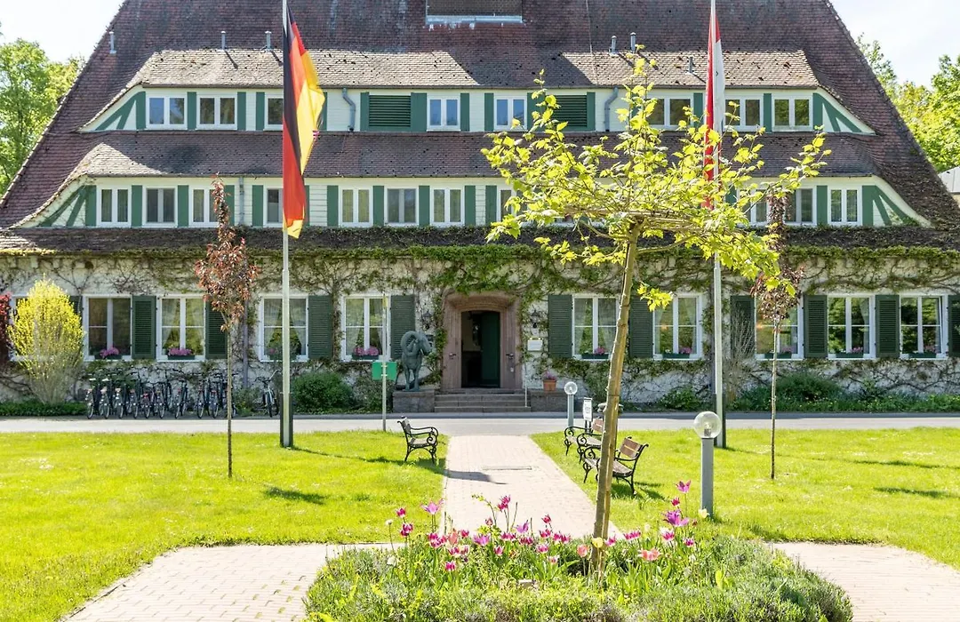 Hotel Doellnsee-Schorfheide-1