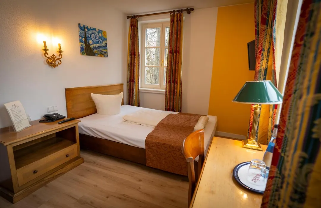 Hotel Königin Olga-1