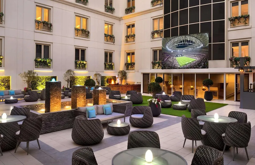 Moevenpick Hotel & Apartments Bur Dubai-1