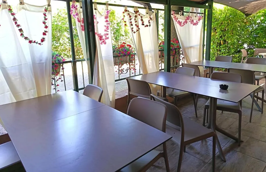Hotel Ristorante Alla Campagna-1