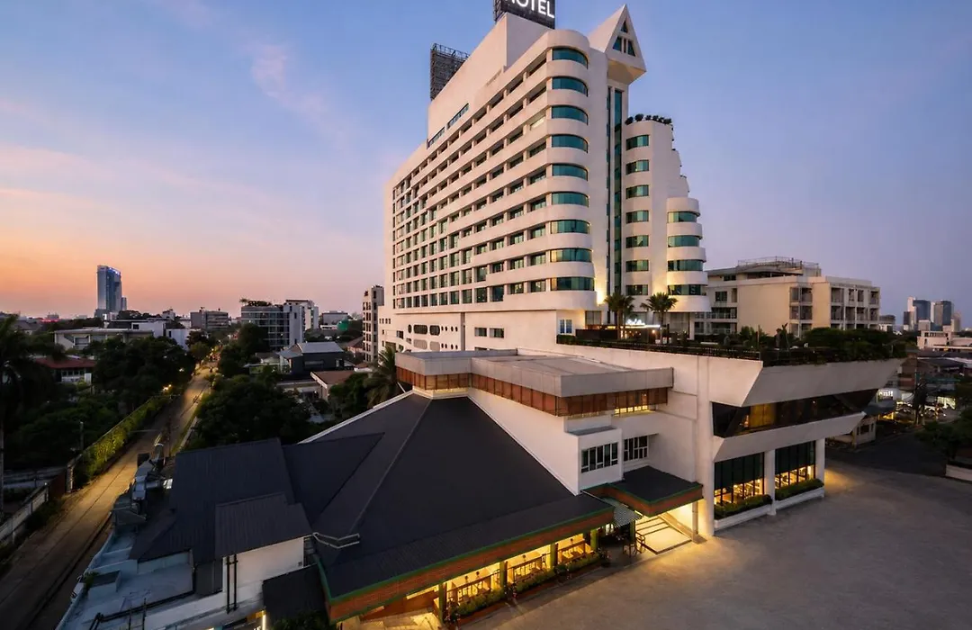 A-ONE Bangkok Hotel-1